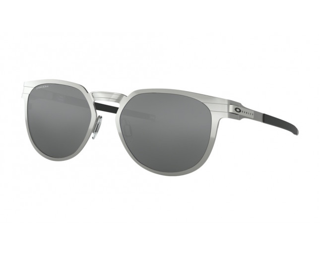 chrome oakley sunglasses