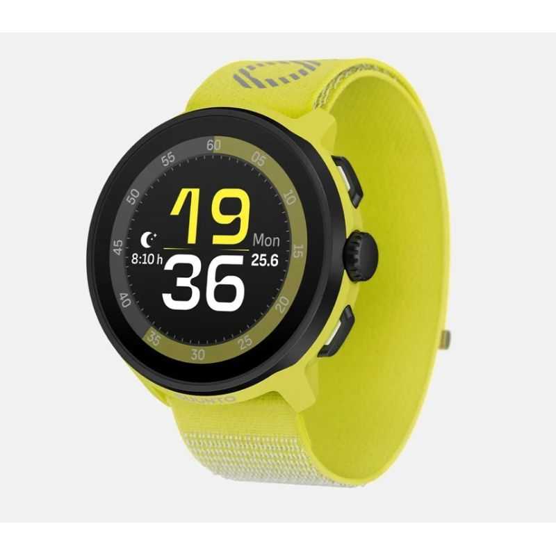 Suunto RUN Frost Gray - bracelet textile avec la marque SUUNTO réfléchissante